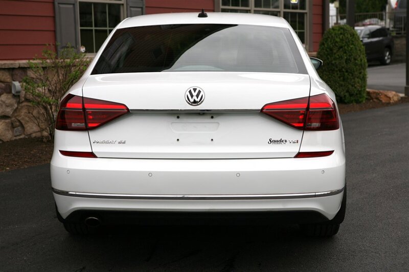 Used 2017 Volkswagen Passat 1.8T SE FWD image 6