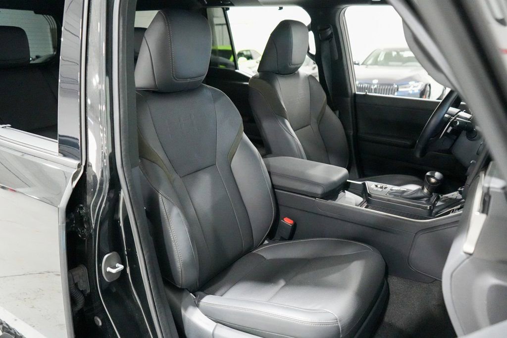 Used 2024 Lexus GX 550 image 21