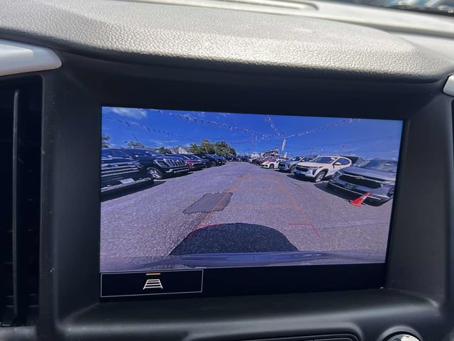 Used 2023 GMC Terrain SLT AWD/4WD image 30