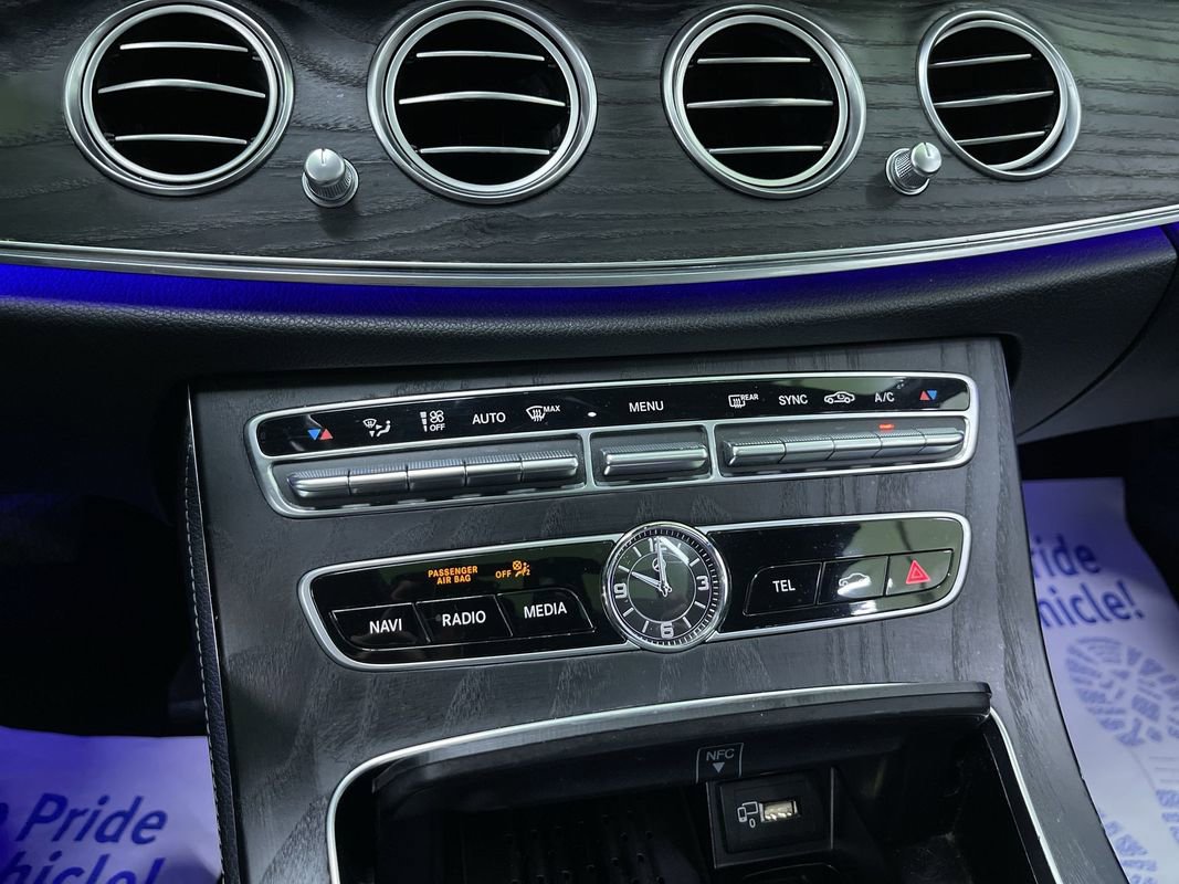 Used 2019 Mercedes-Benz E 300 4MATIC w/ Premium 1 Package image 23