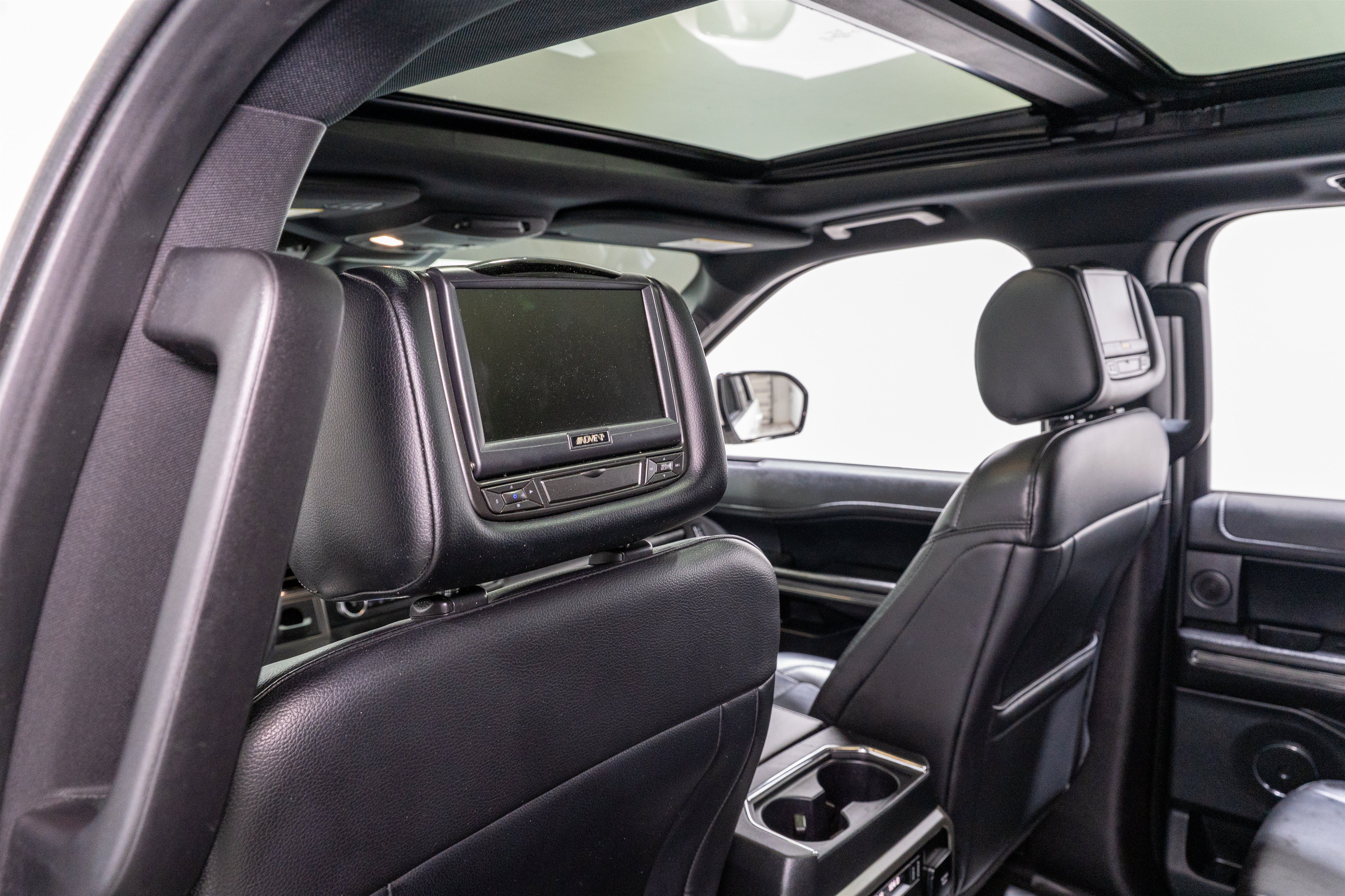 Used 2019 Ford Expedition Max XLT w/ Equipment Group 202A RWD image 31