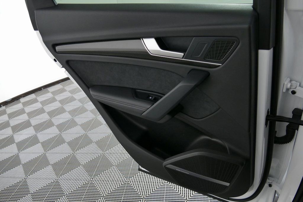 Used 2023 Audi SQ5 Premium Plus image 29