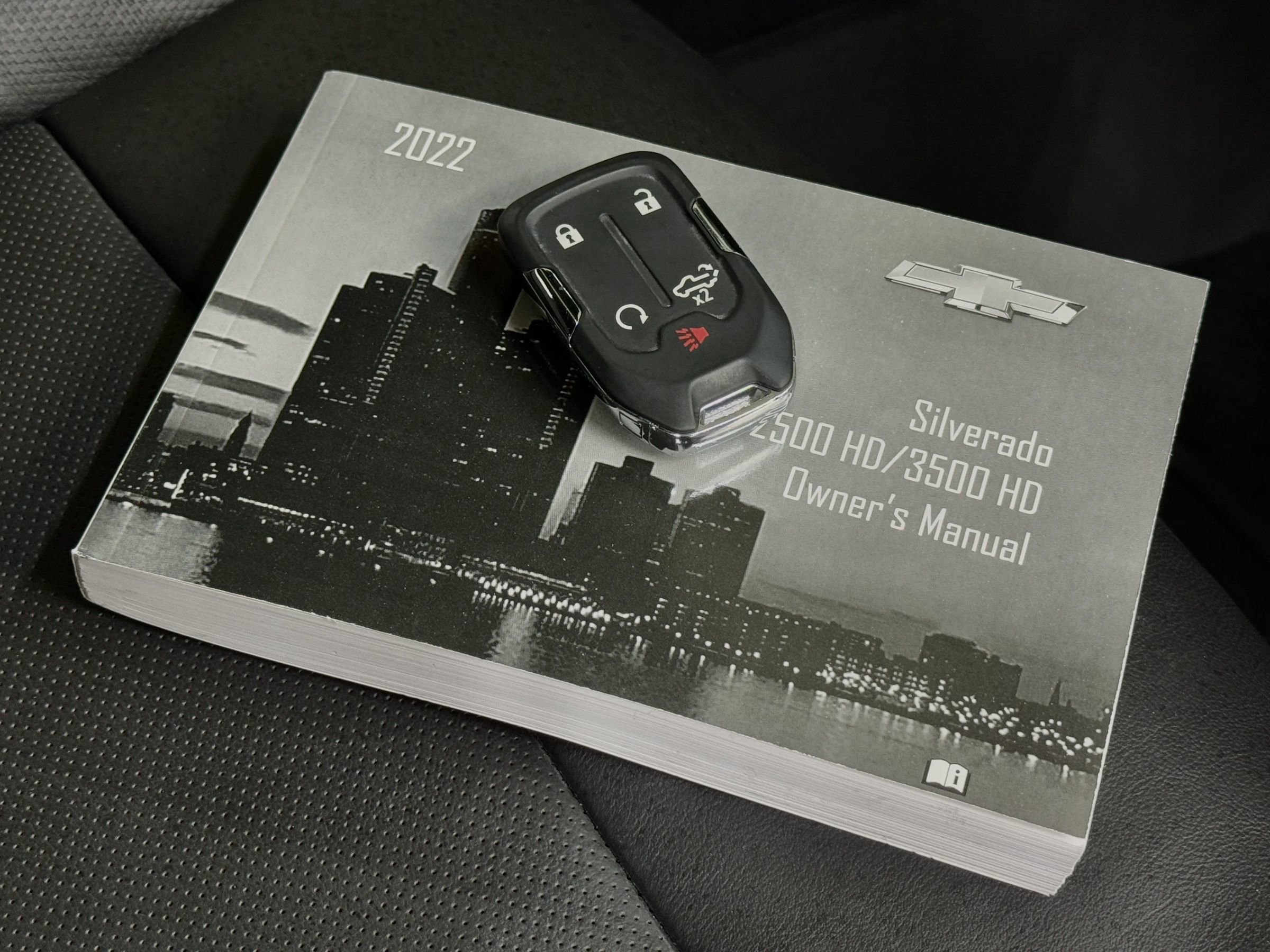 Used 2022 Chevrolet Silverado 2500 High Country w/ Technology Package image 50