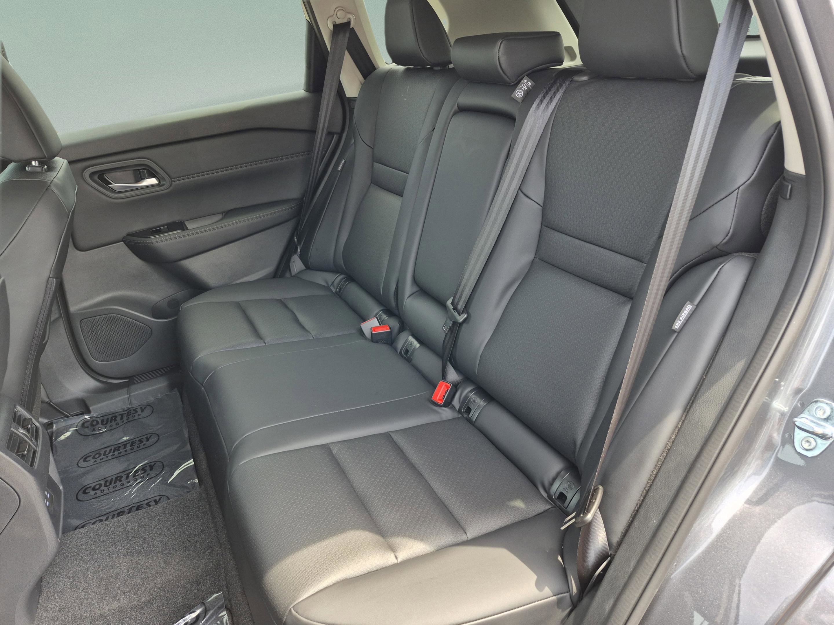 New 2026 Nissan Rogue SV FWD image 18