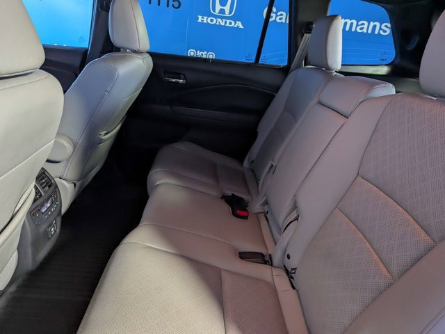 Used 2019 Honda Passport Elite image 18