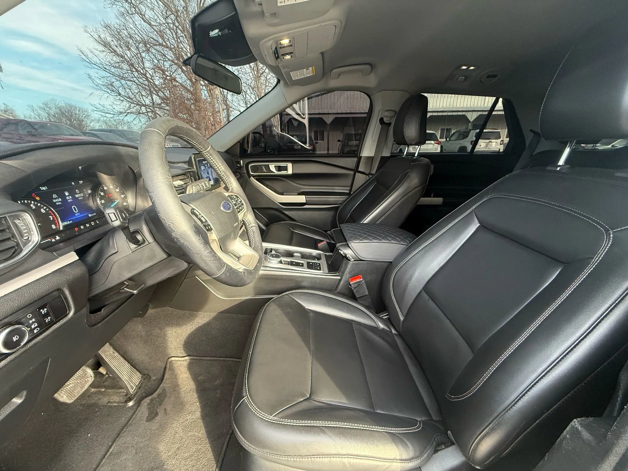 Used 2023 Ford Explorer XLT w/ Equipment Group 202A image 11