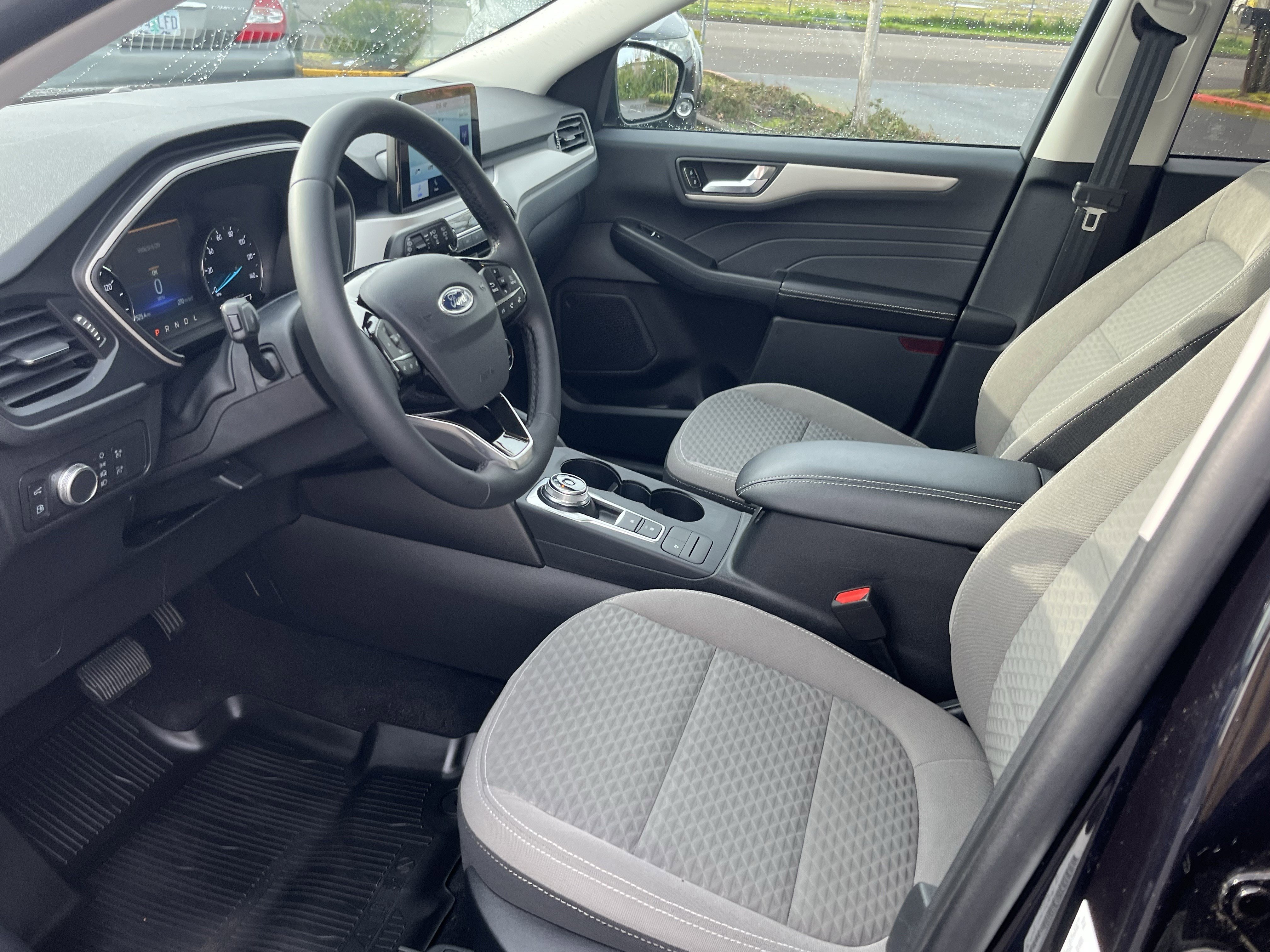 Used 2021 Ford Escape SE w/ Convenience Package image 9