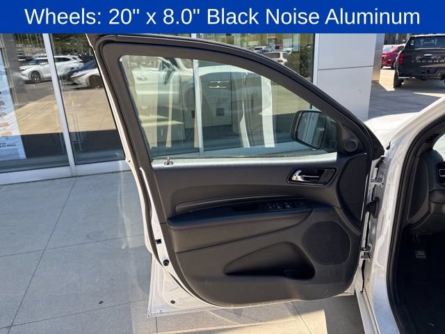 Used 2025 Dodge Durango GT AWD/4WD image 25