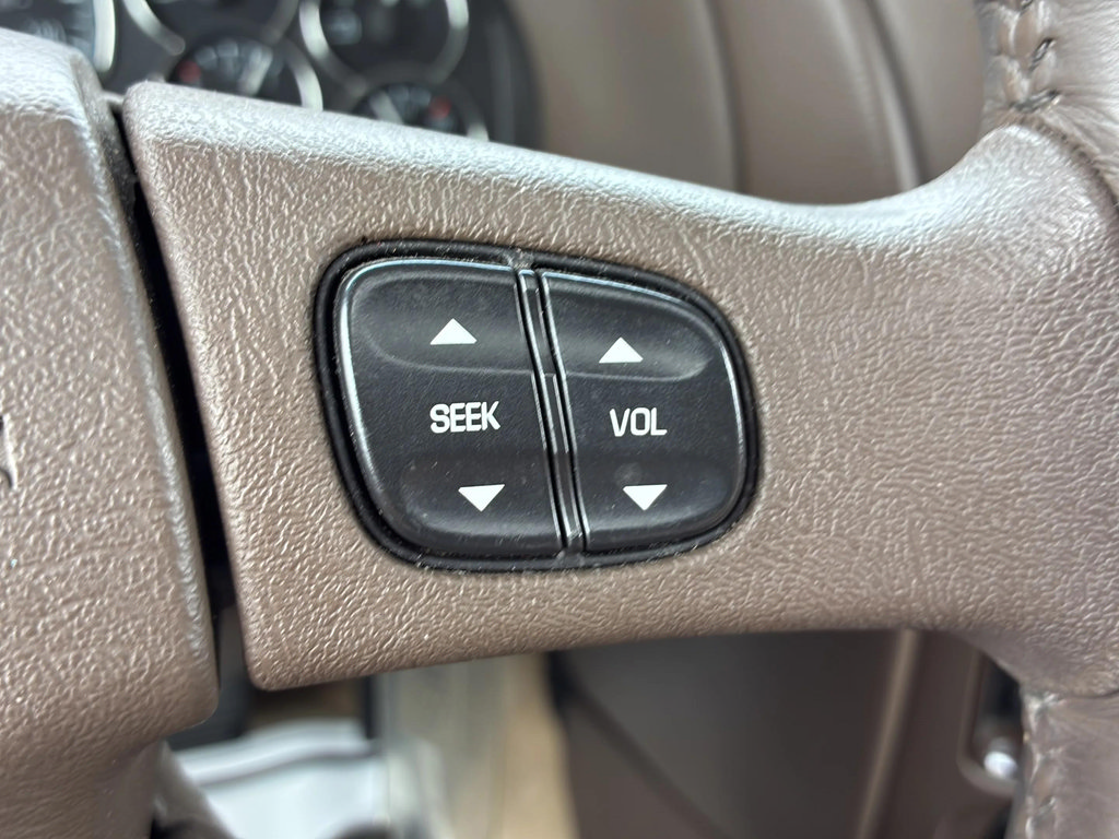 Used 2007 Buick Rainier CXL RWD image 28