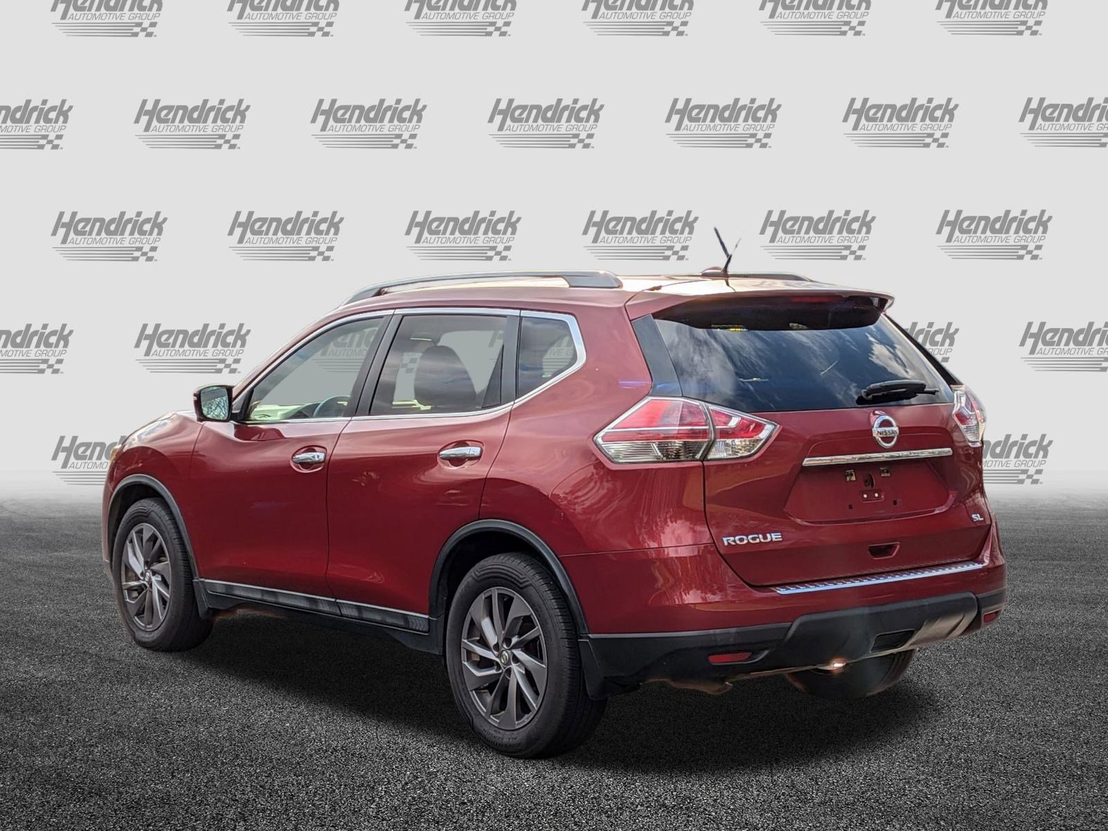 Used 2016 Nissan Rogue SL w/ SL Premium Package image 7
