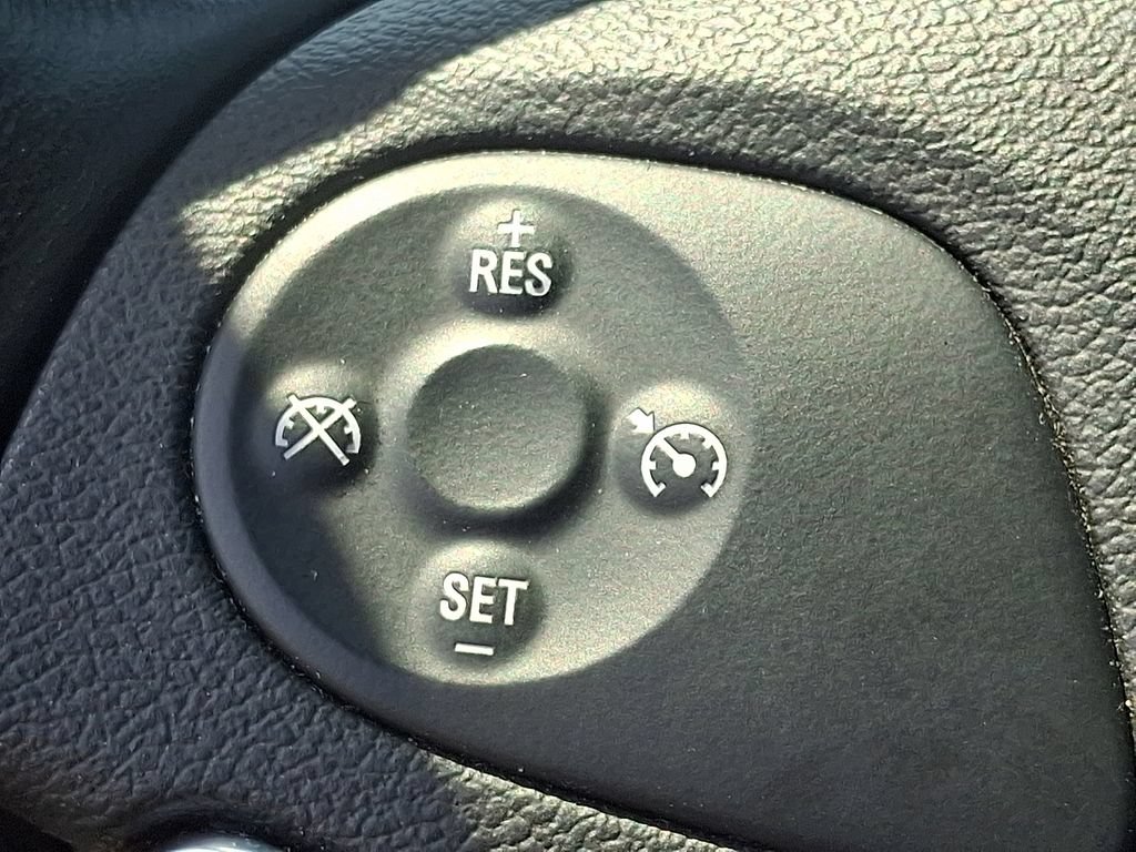 Used 2018 Chevrolet Impala Premier FWD image 22
