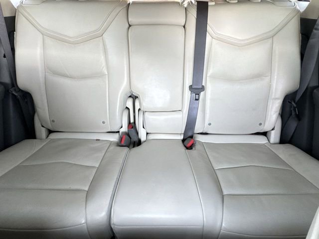 Used 2017 Cadillac XT5 Luxury w/ LPO, Wheel Lock Package image 22