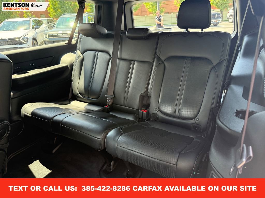 Used 2025 Jeep Wagoneer L Series III image 37