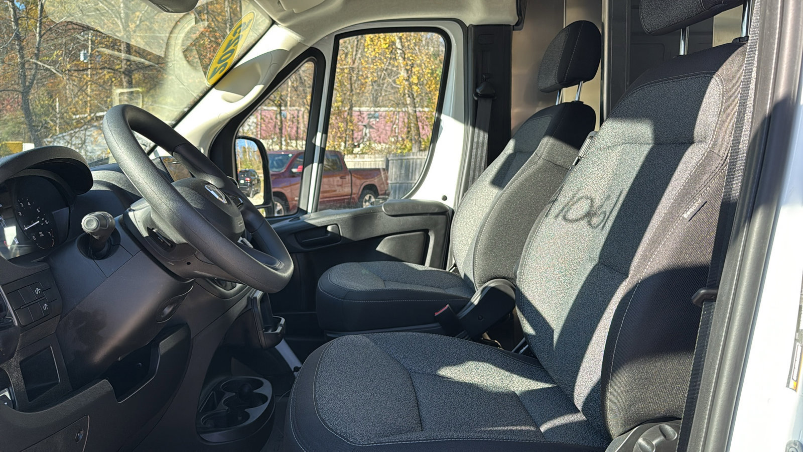 Used 2025 RAM ProMaster 2500 image 13