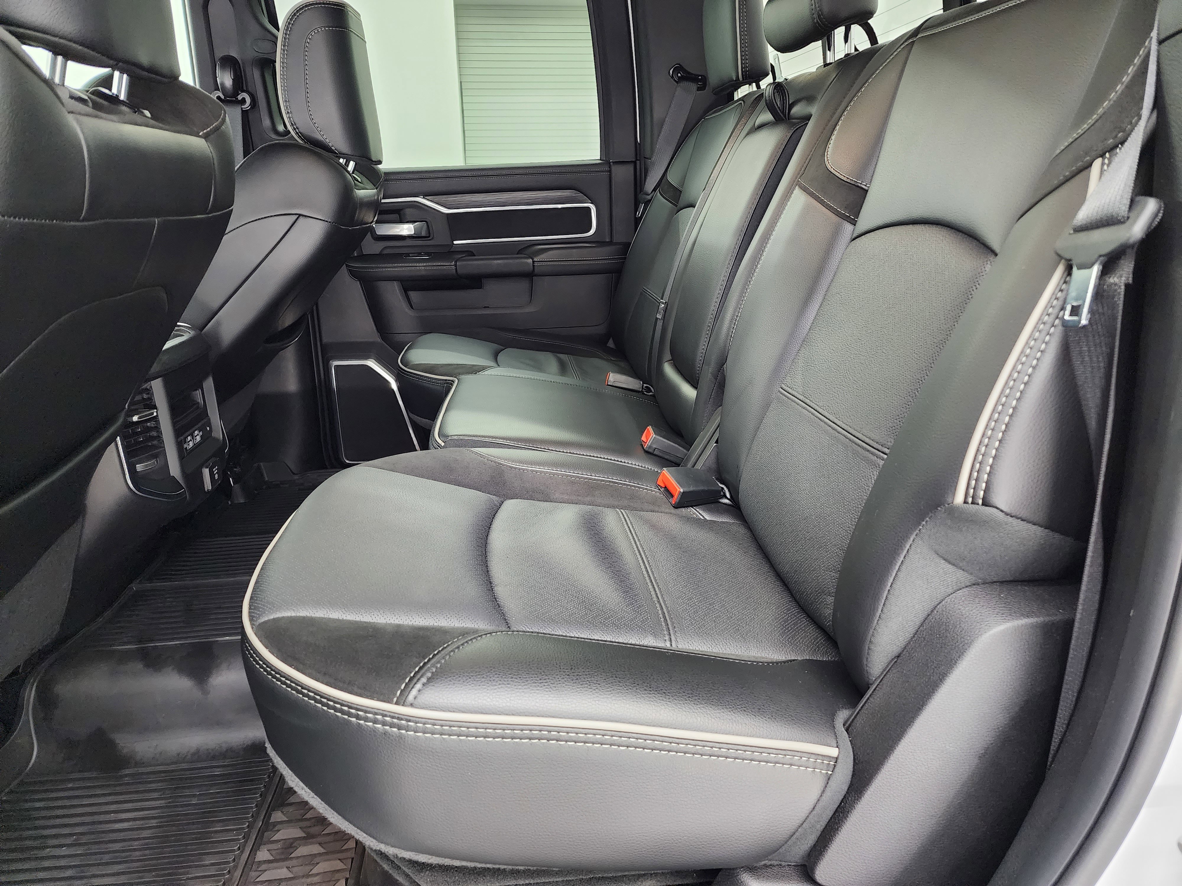 Used 2024 RAM 2500 Laramie w/ Night Edition image 9