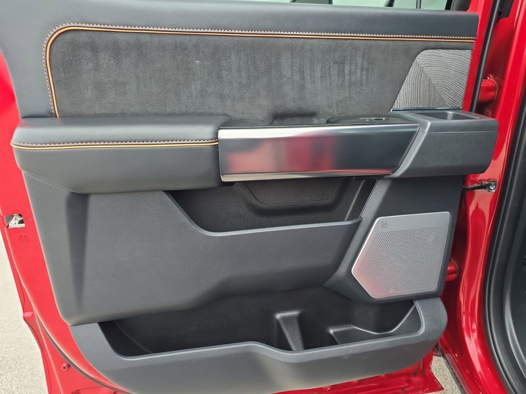 Used 2024 Ford F250 Platinum w/ FX4 Off-Road Package image 39