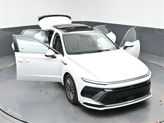 Used 2024 Hyundai Sonata Limited image 53