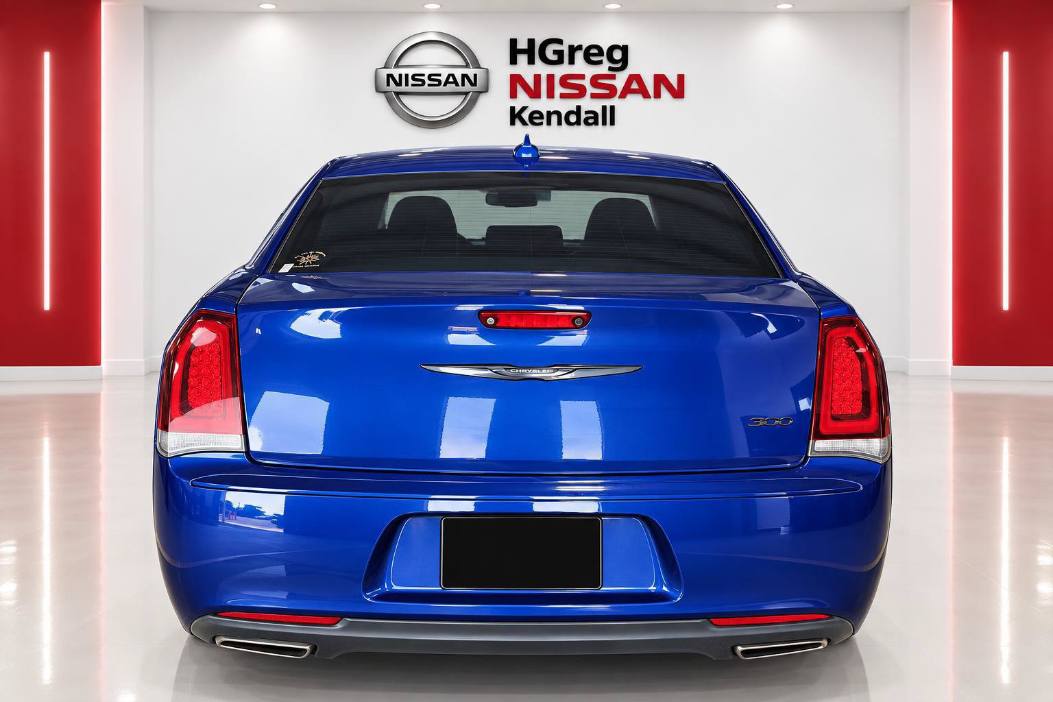Used 2021 Chrysler 300 Touring w/ Sport Appearance Package RWD image 6