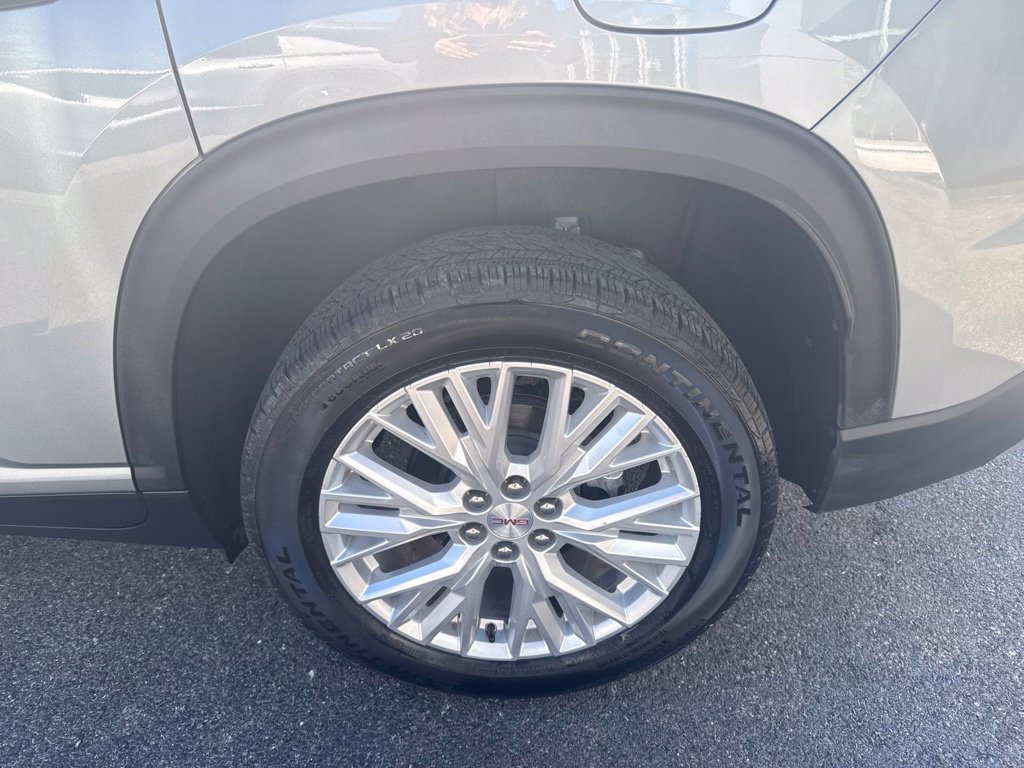 Used 2026 GMC Acadia Elevation w/ Elevation Premium Package FWD image 6
