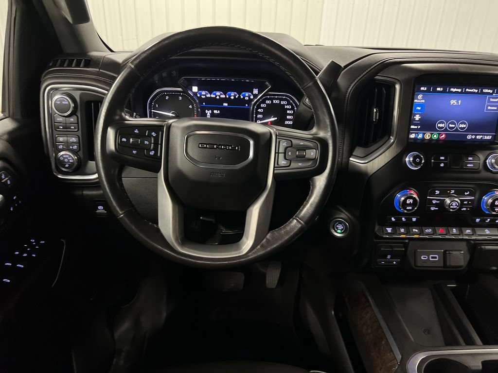 Certified 2022 GMC Sierra 2500 Denali w/ Denali Ultimate Package AWD/4WD image 19