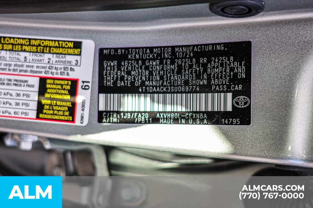 Used 2025 Toyota Camry LE image 60