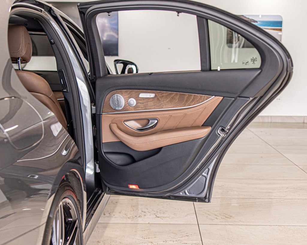 Used 2019 Mercedes-Benz E 53 AMG 4MATIC Sedan image 39