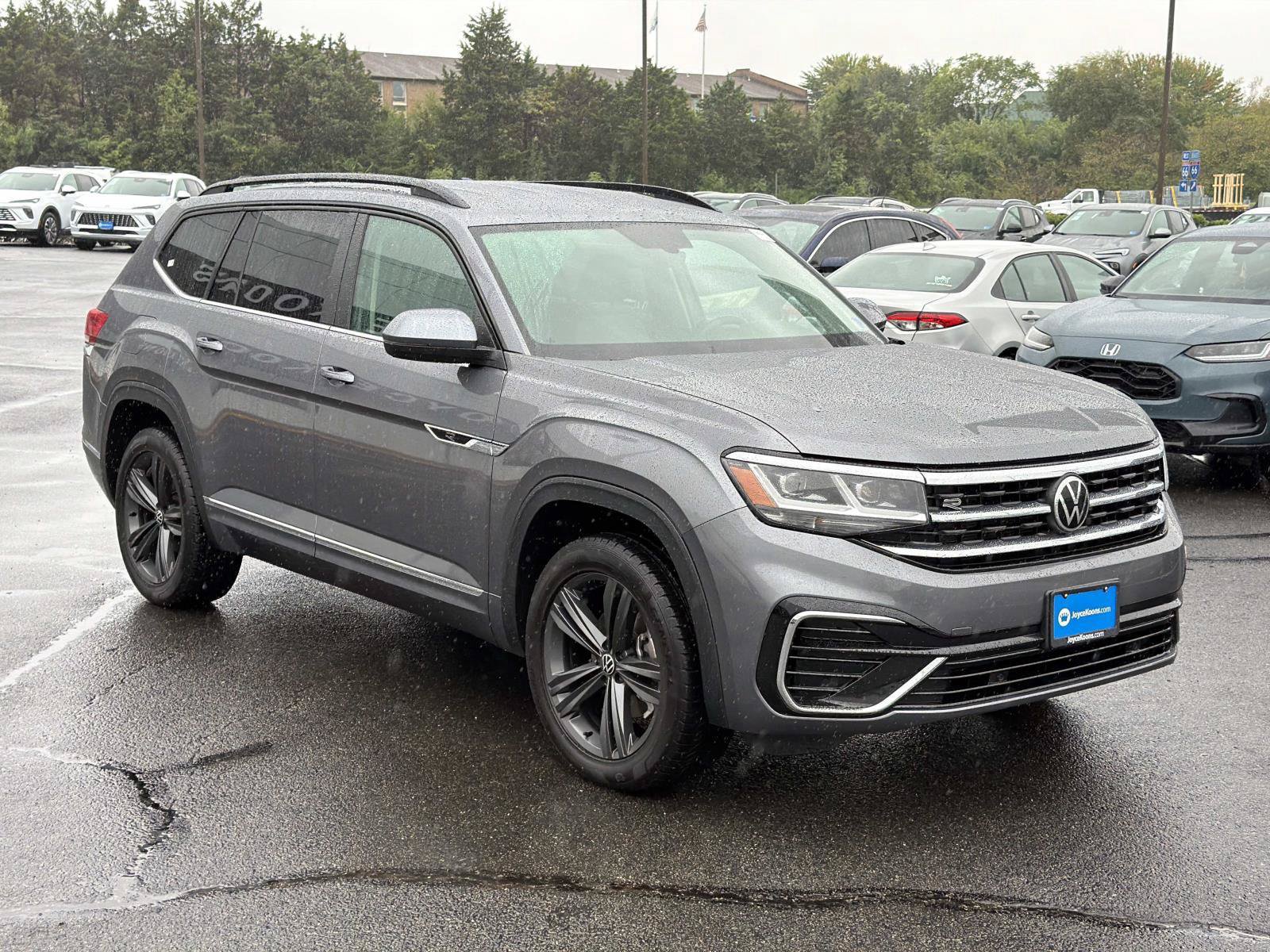 Used 2021 Volkswagen Atlas SE w/ Towing Package