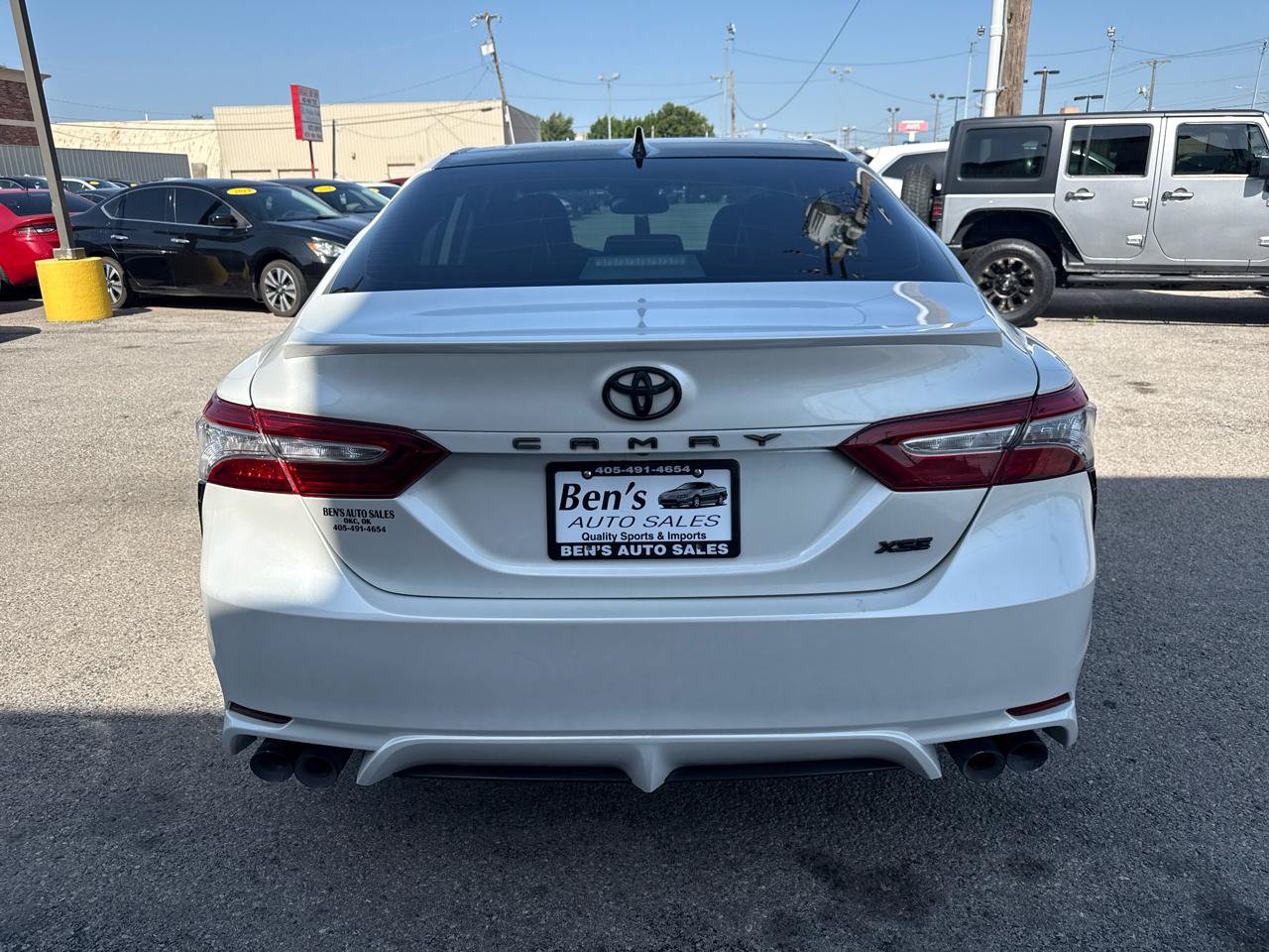 Used 2020 Toyota Camry XSE FWD image 7
