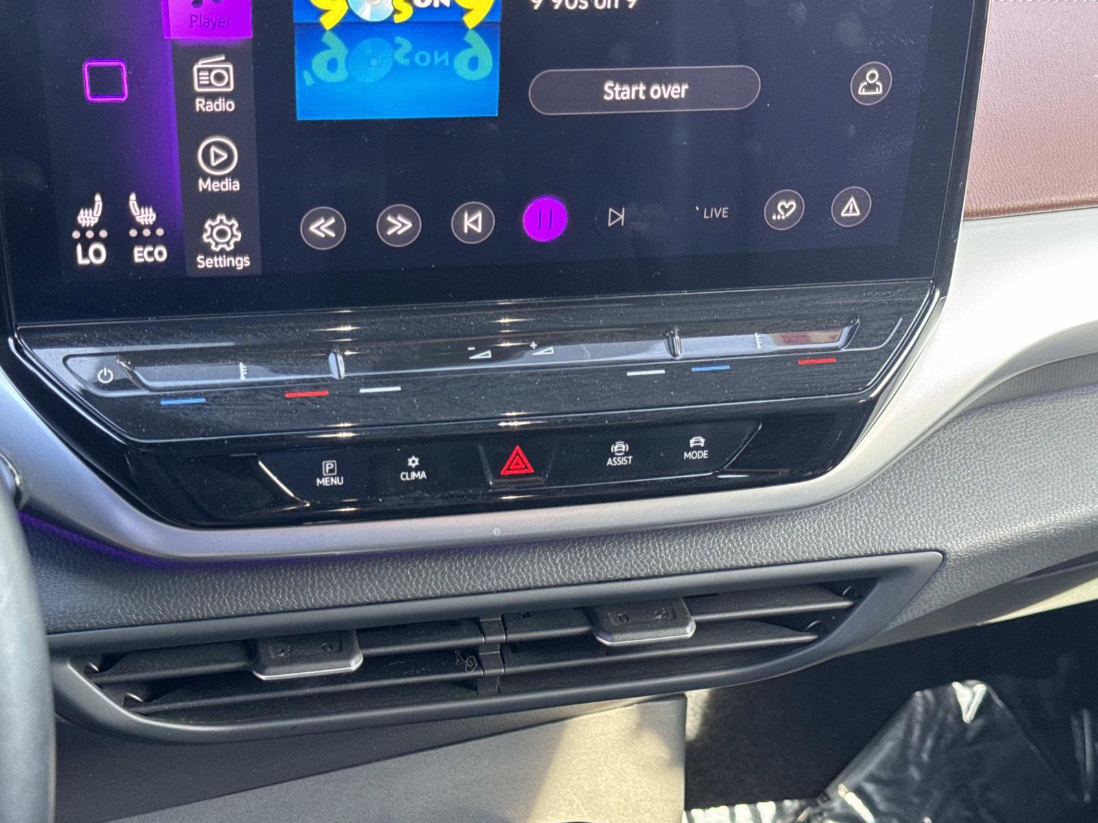 Certified 2022 Volkswagen ID.4 Pro S image 26