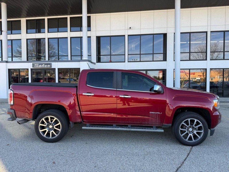 Used 2019 GMC Canyon Denali image 4