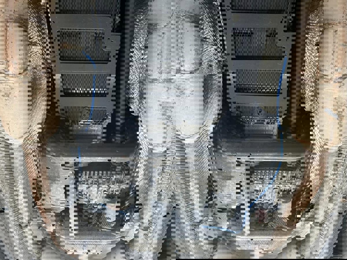 Used 2012 Land Rover Range Rover Supercharged image 38