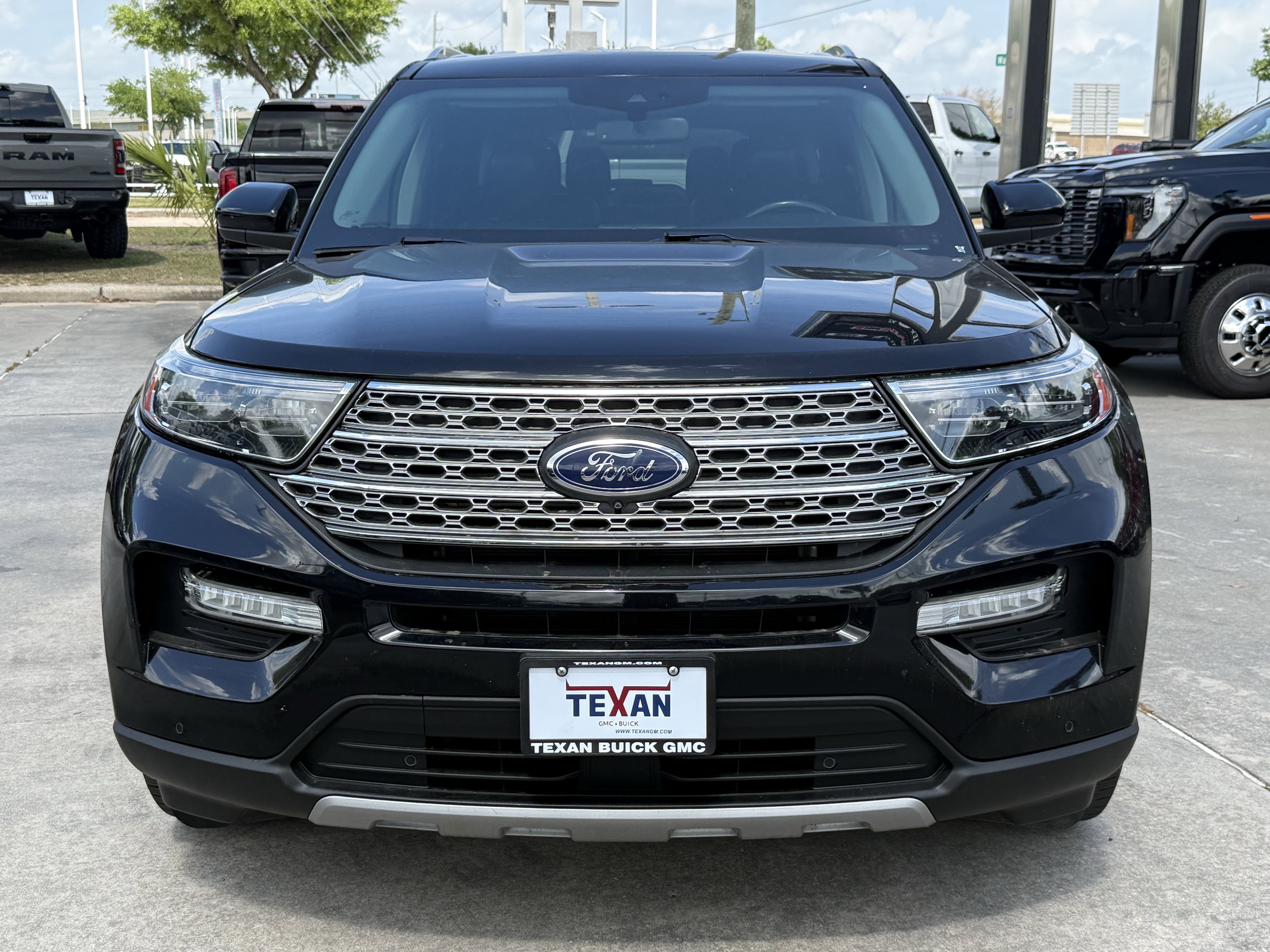 Used 2022 Ford Explorer Limited image 10