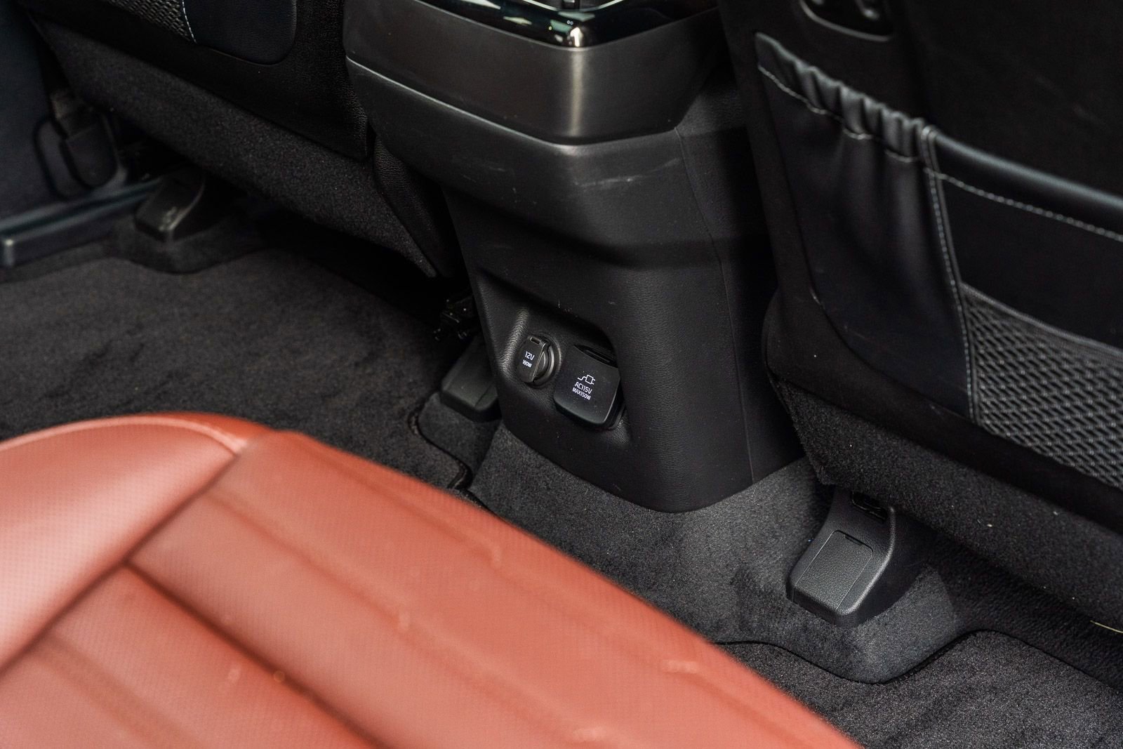 Used 2024 Kia Telluride SX Prestige AWD/4WD image 16