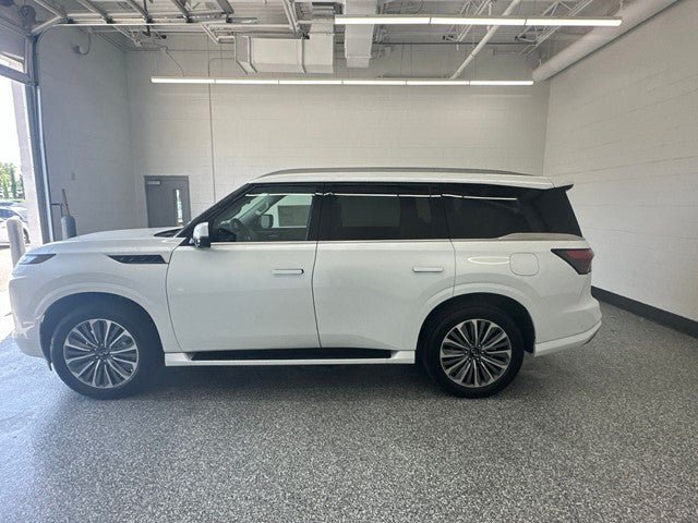New 2027 INFINITI QX80 Luxe w/ Cargo Package AWD/4WD image 35