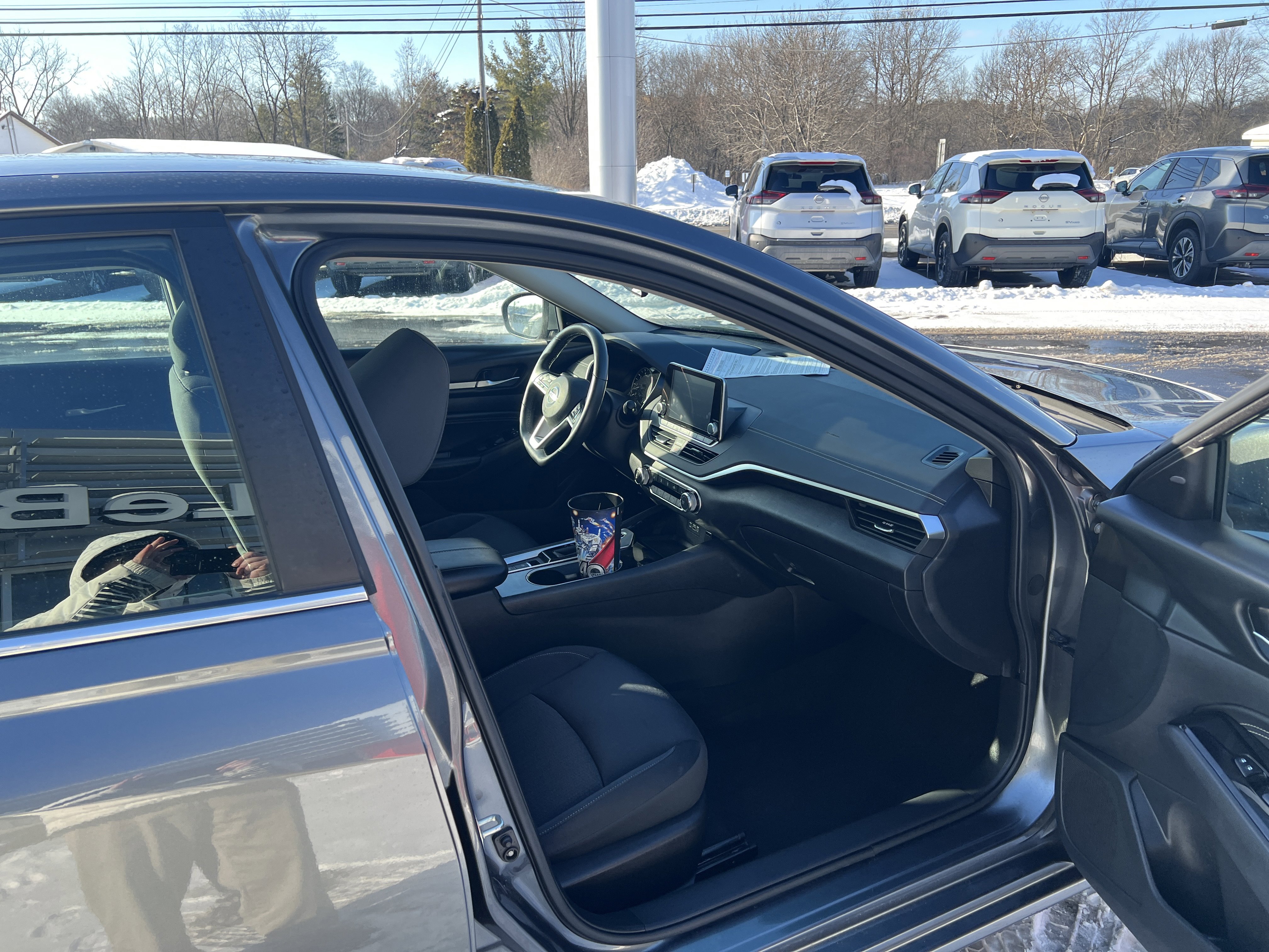 Certified 2021 Nissan Altima 2.5 SV w/ SV Premium Package image 14