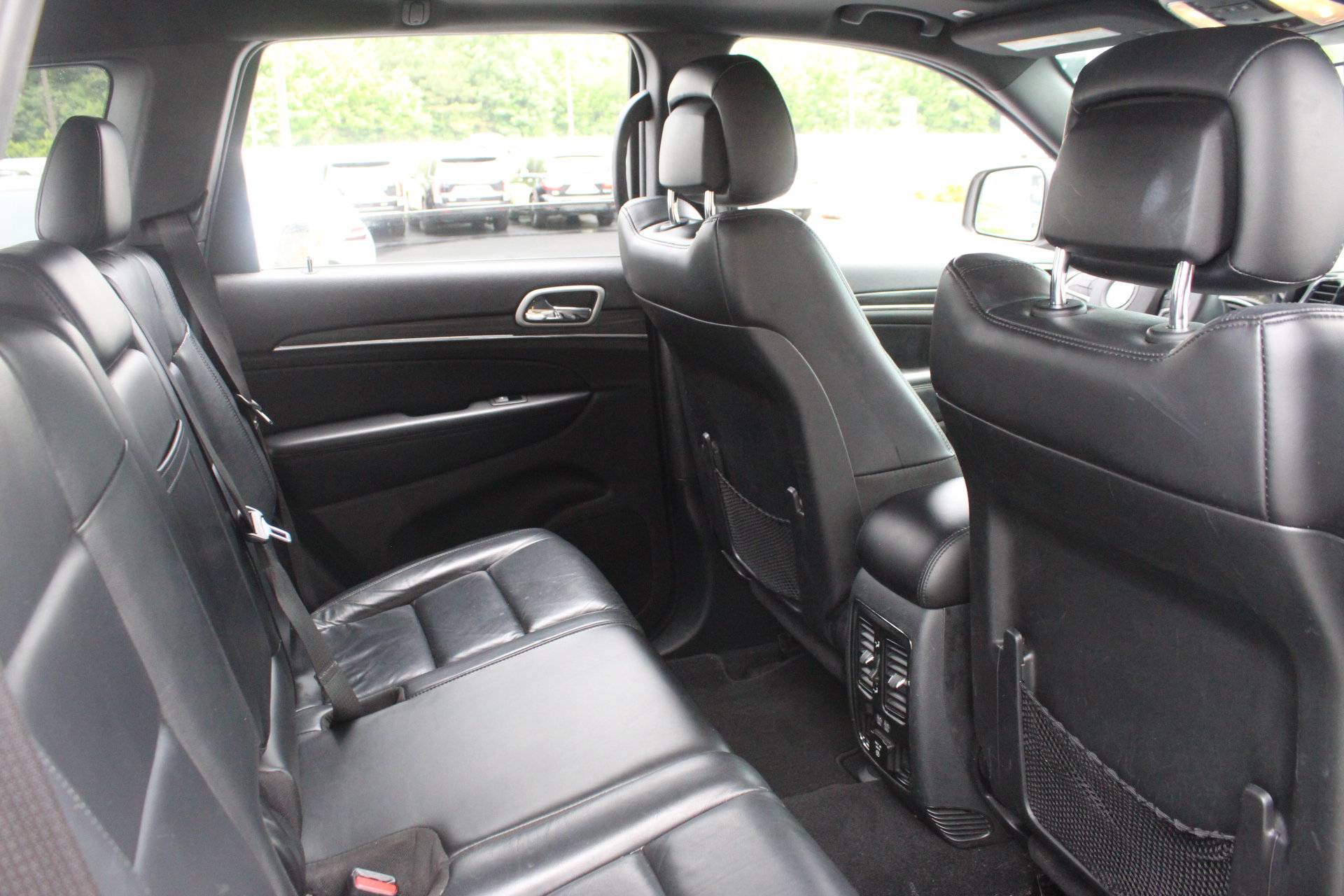 Used 2019 Jeep Grand Cherokee Limited AWD/4WD image 32