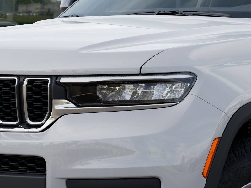 New 2026 Jeep Grand Cherokee L Laredo AWD/4WD image 11