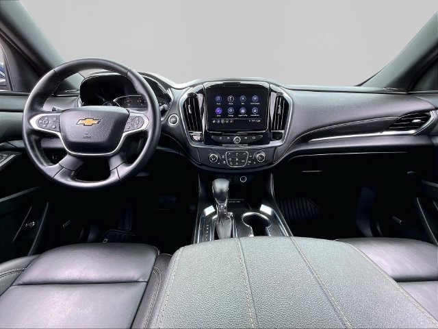 Used 2023 Chevrolet Traverse LT w/ LT Premium Package AWD/4WD image 22