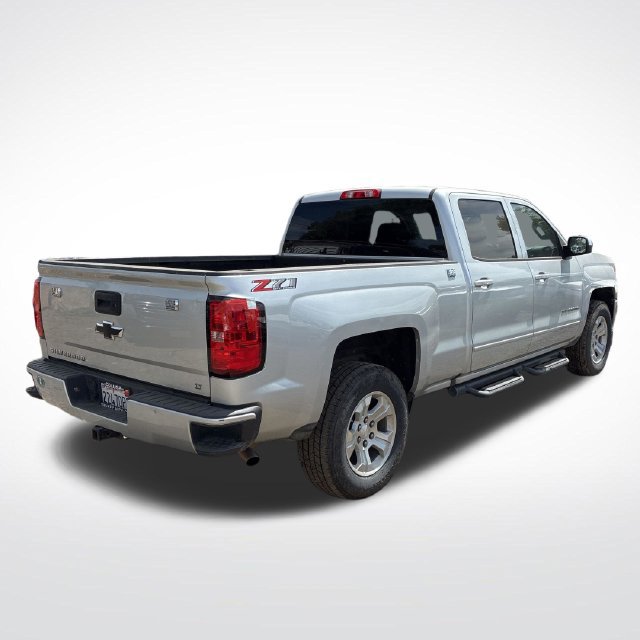 Used 2018 Chevrolet Silverado 1500 LT w/ All Star Edition AWD/4WD image 3
