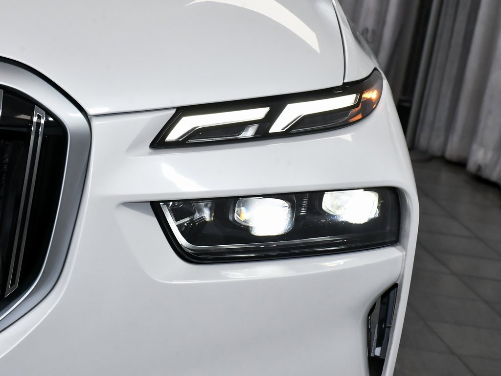Used 2026 BMW X7 xDrive40i image 95