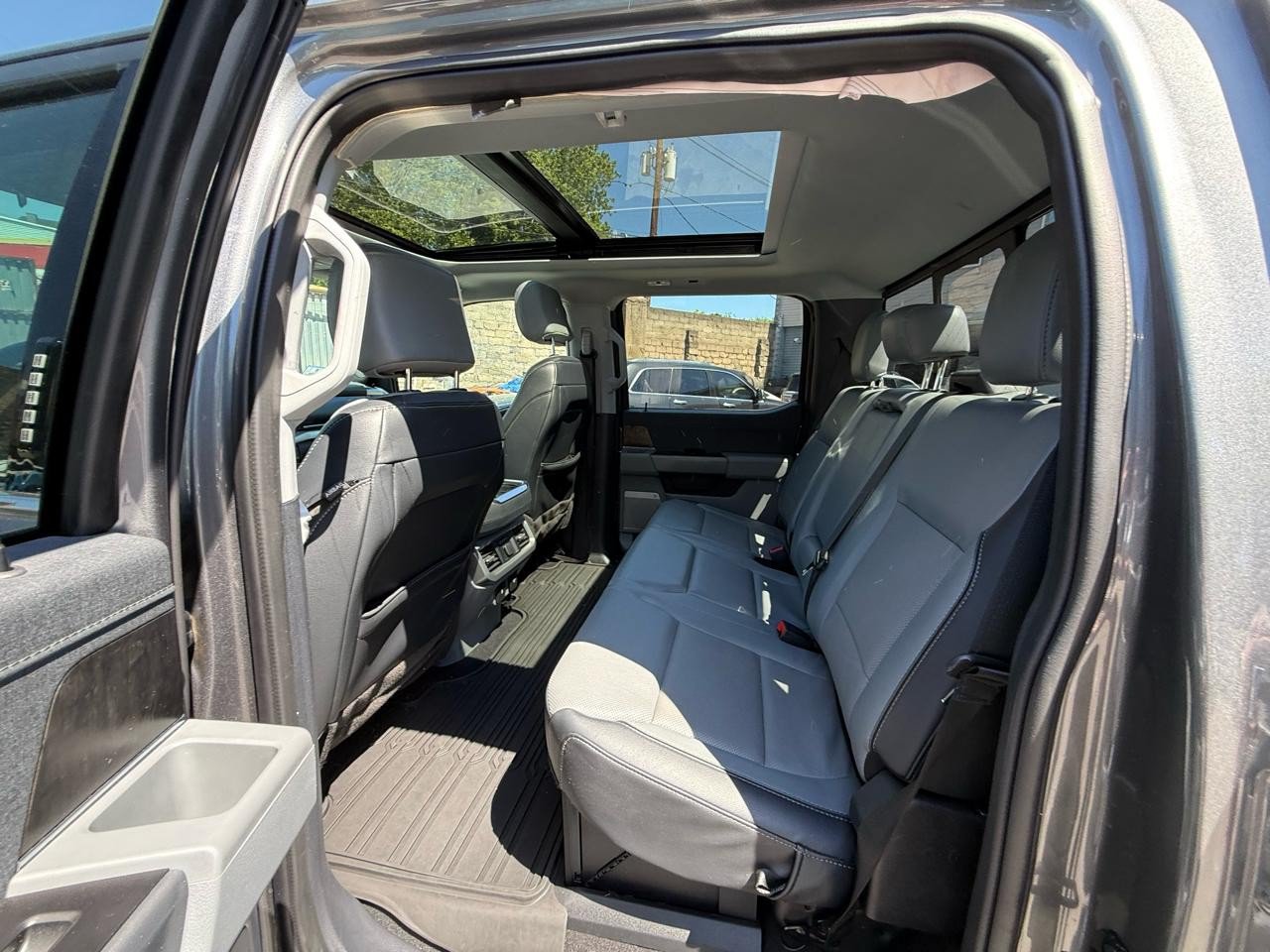 Used 2023 Ford F150 Lariat w/ Equipment Group 502A High AWD/4WD image 5