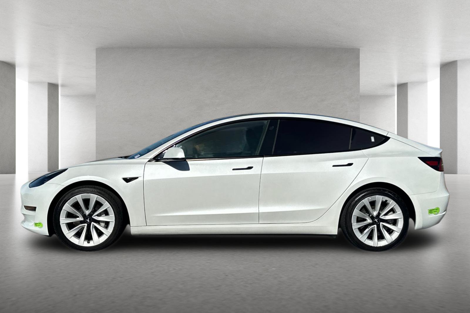 Used 2023 Tesla Model 3 Standard Range RWD image 7