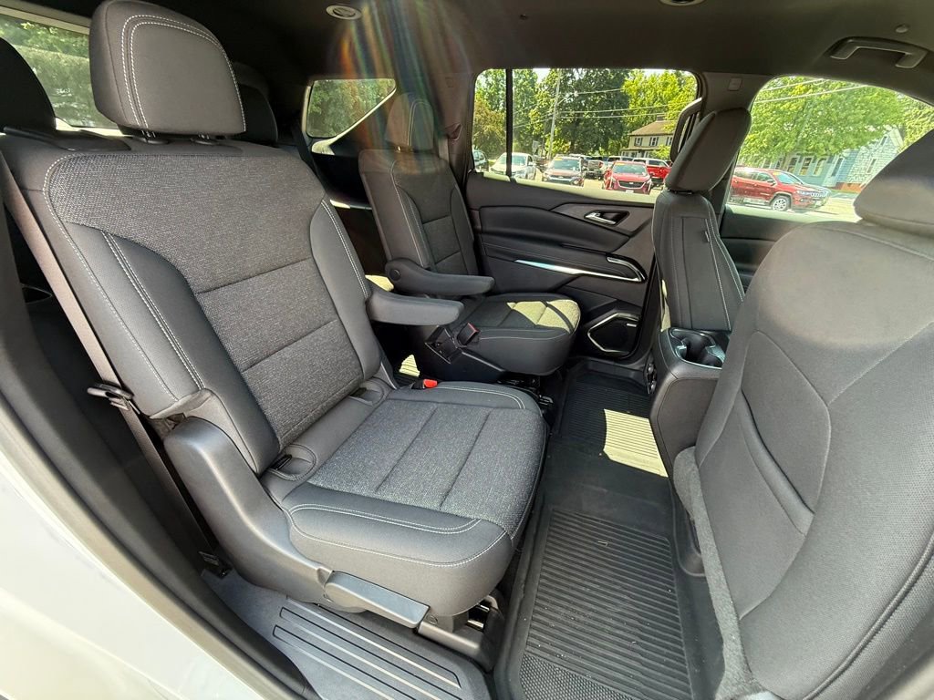 Used 2024 Chevrolet Traverse LT w/ Enhanced Driving Package image 36