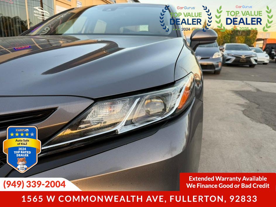 Used 2020 Toyota Camry SE image 18