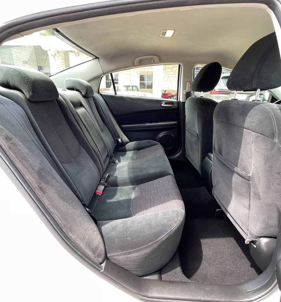 Used 2010 MAZDA MAZDA6 i Sport FWD image 25