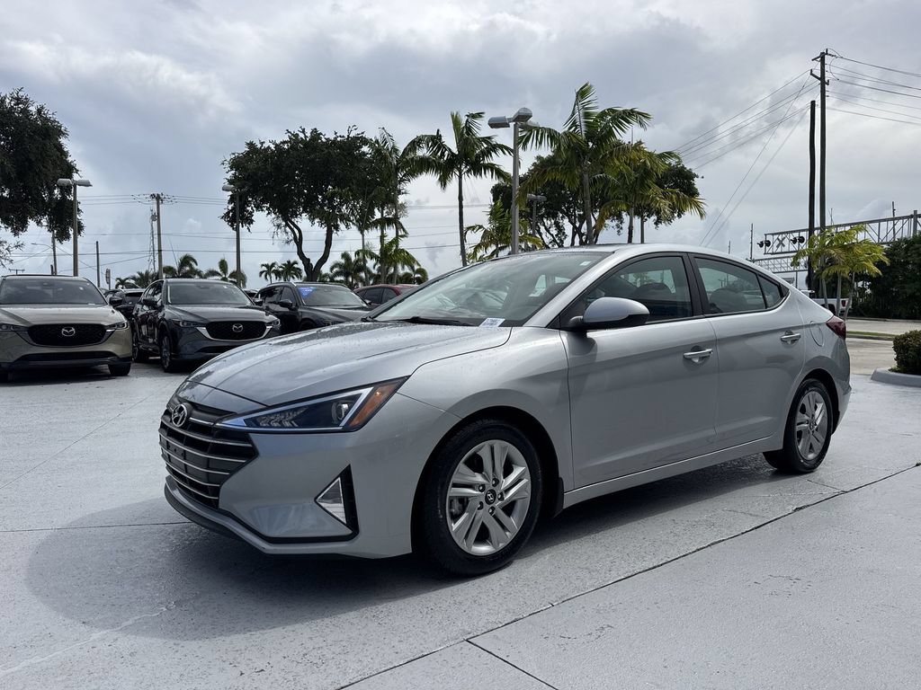 Used 2020 Hyundai Elantra Value Edition w/ Winter Weather Package FWD image 28