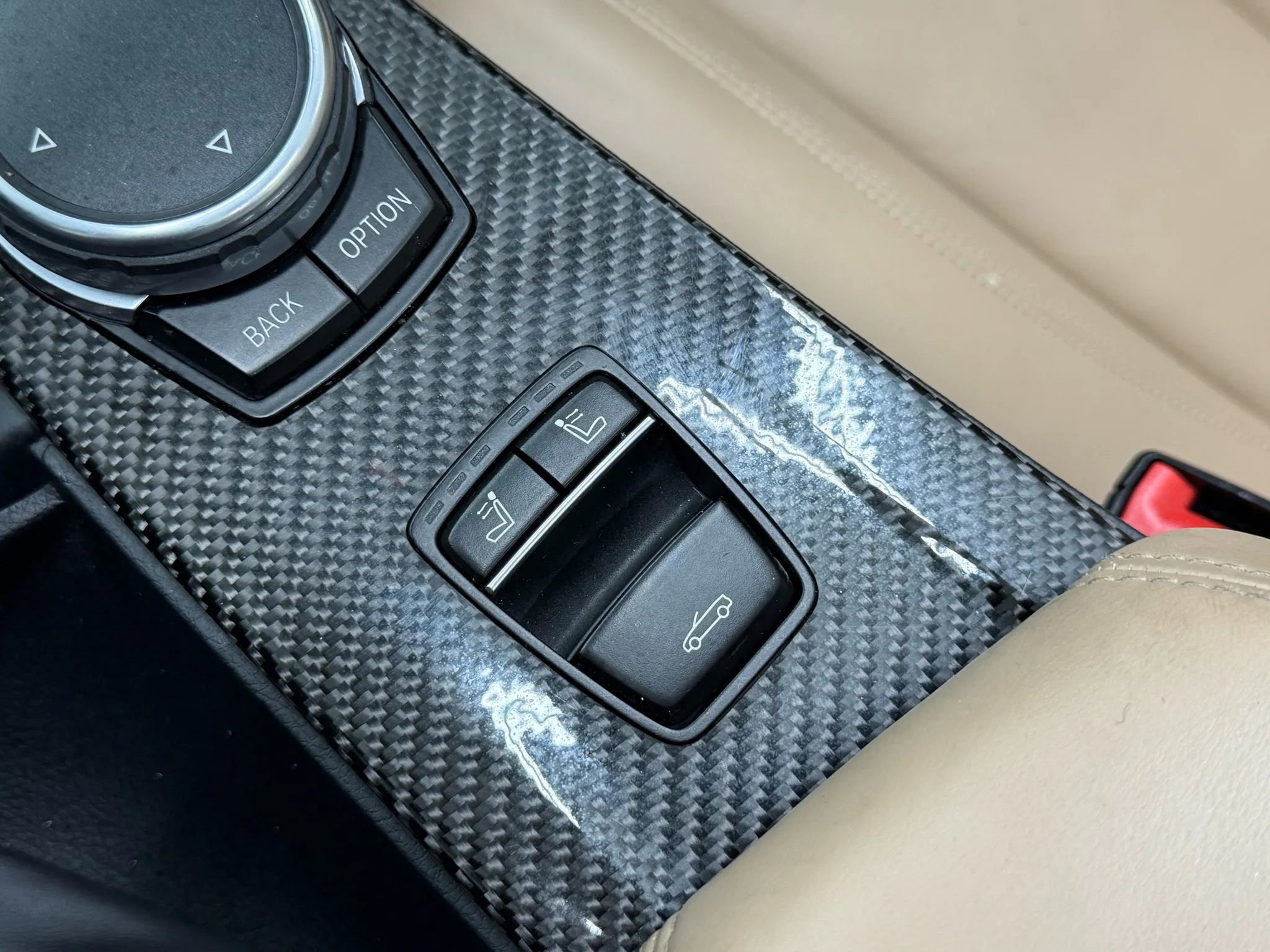 Used 2016 BMW M4 Convertible image 30