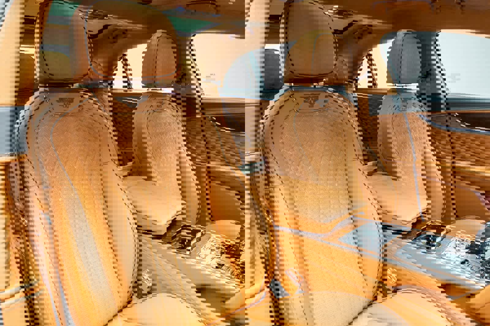 Used 2023 Bentley Flying Spur W12 image 17