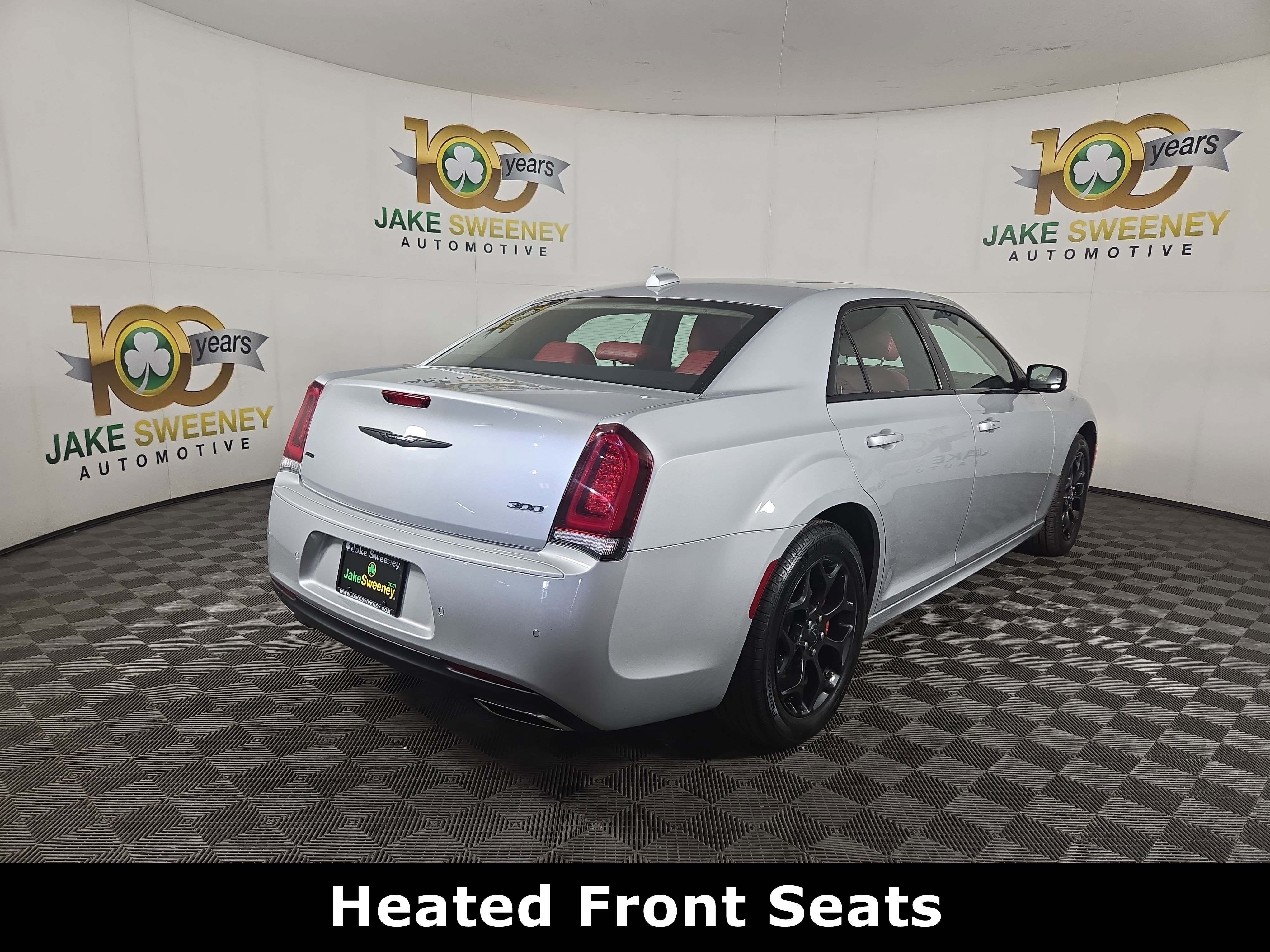 Used 2023 Chrysler 300 Touring L w/ Popular Equipment Group image 9