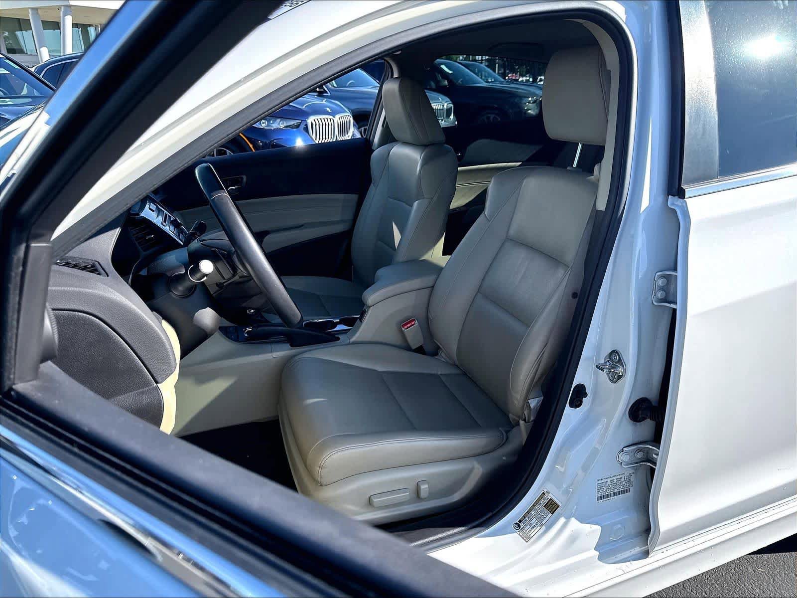 Used 2018 Acura ILX w/ Special Edition Package FWD image 21